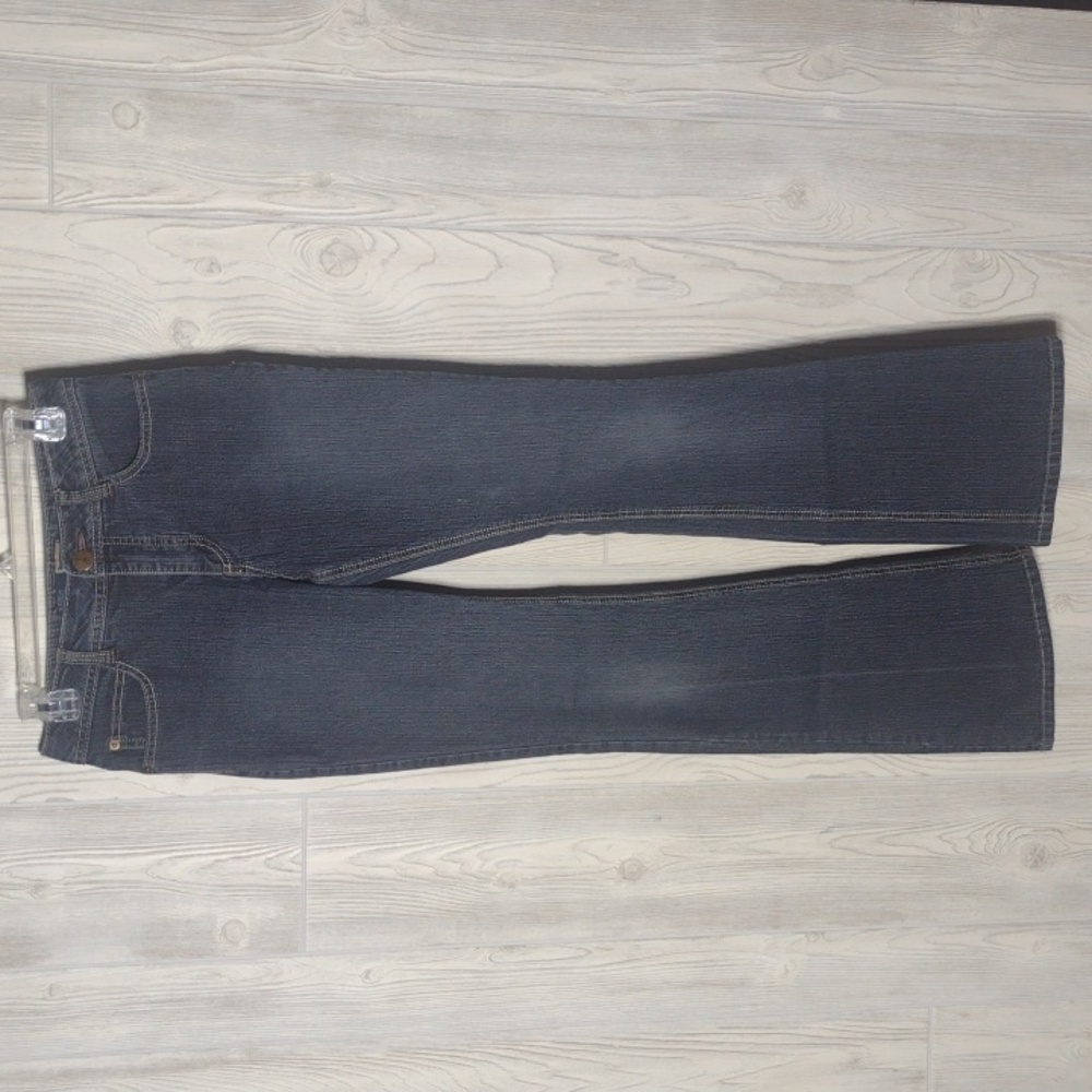 Mid-rise Flare Leg Jeans